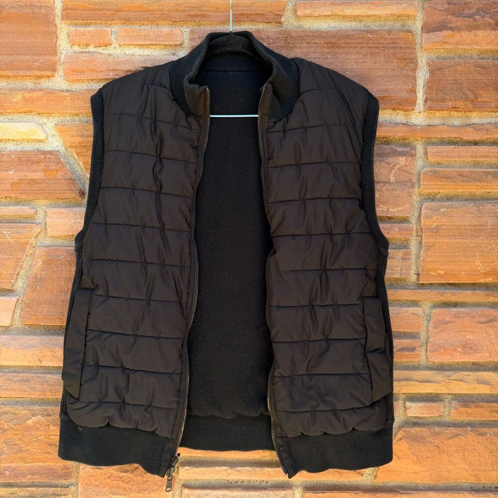 Banana Republic Reversible Quilted Vest Black Nylon/Wool Mens S–M Merino Wool